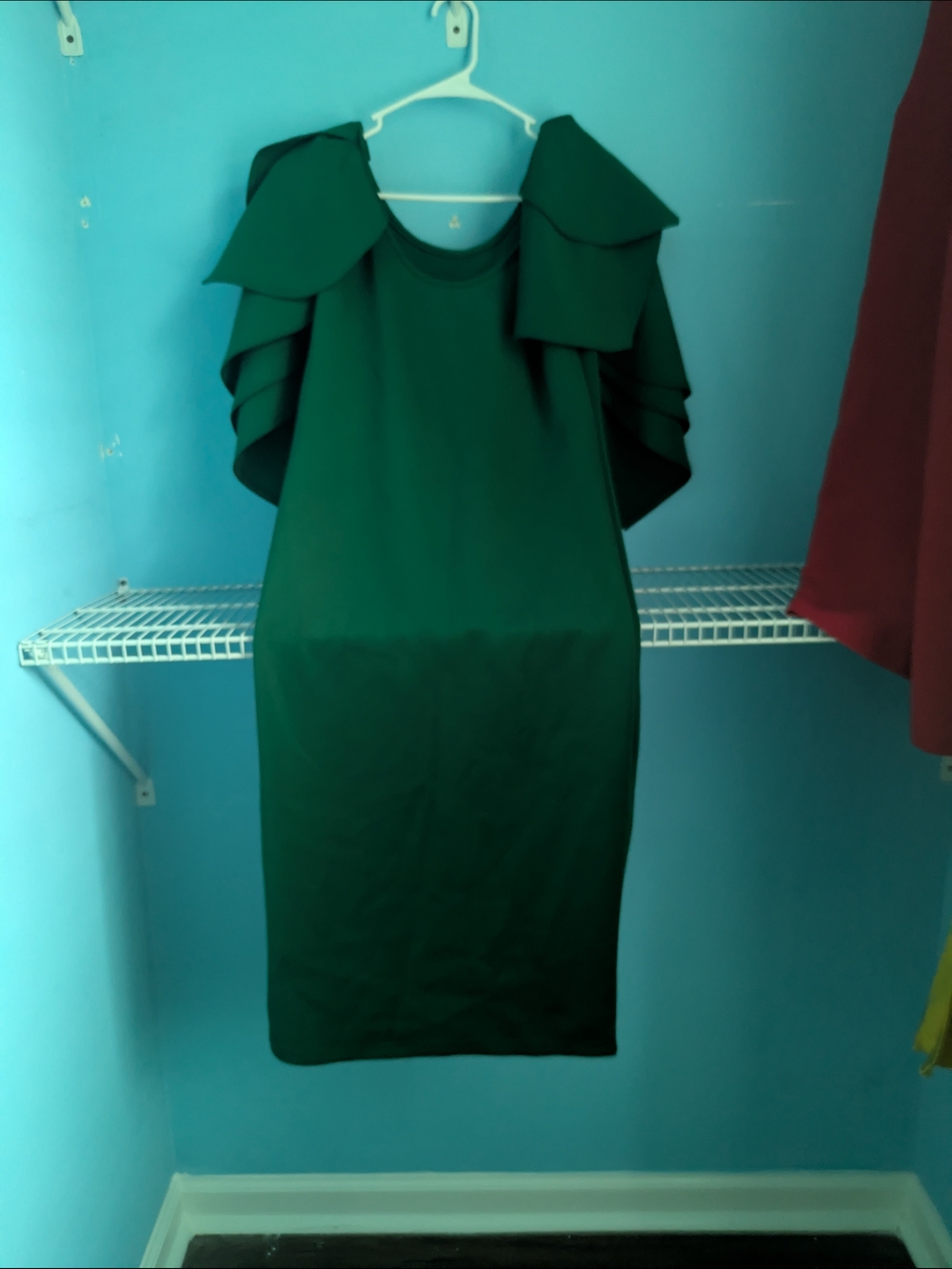 Emerald Green Ruffle Sleeve Sheath Dress